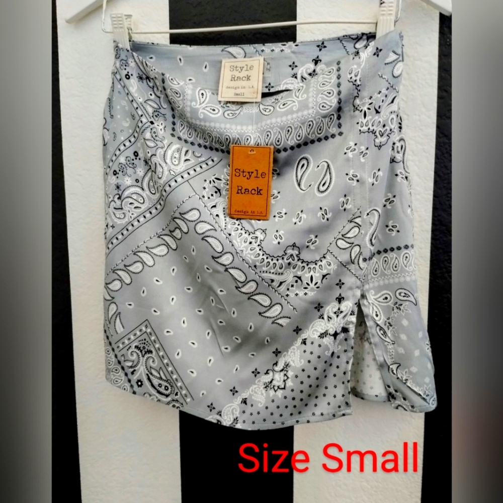 Super Cute Mini Skirt BRAND NEW WITH TAGS